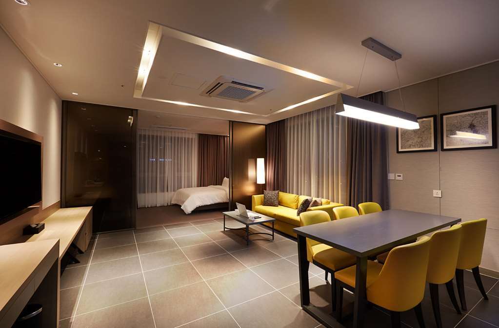 Osong H Hotel Sejong City Cheongju Pokój zdjęcie